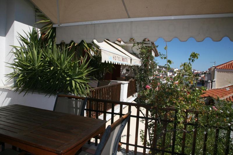 Hotel Mato Skiathos Exterior photo